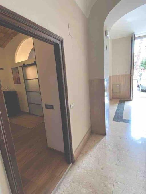 New Look8 Vatican Home Рим Экстерьер фото